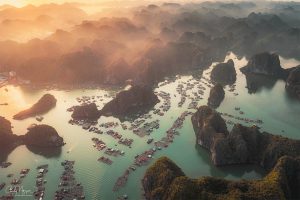 Vinh Lan Ha - Du Lich Viet Hai Ngoai 6